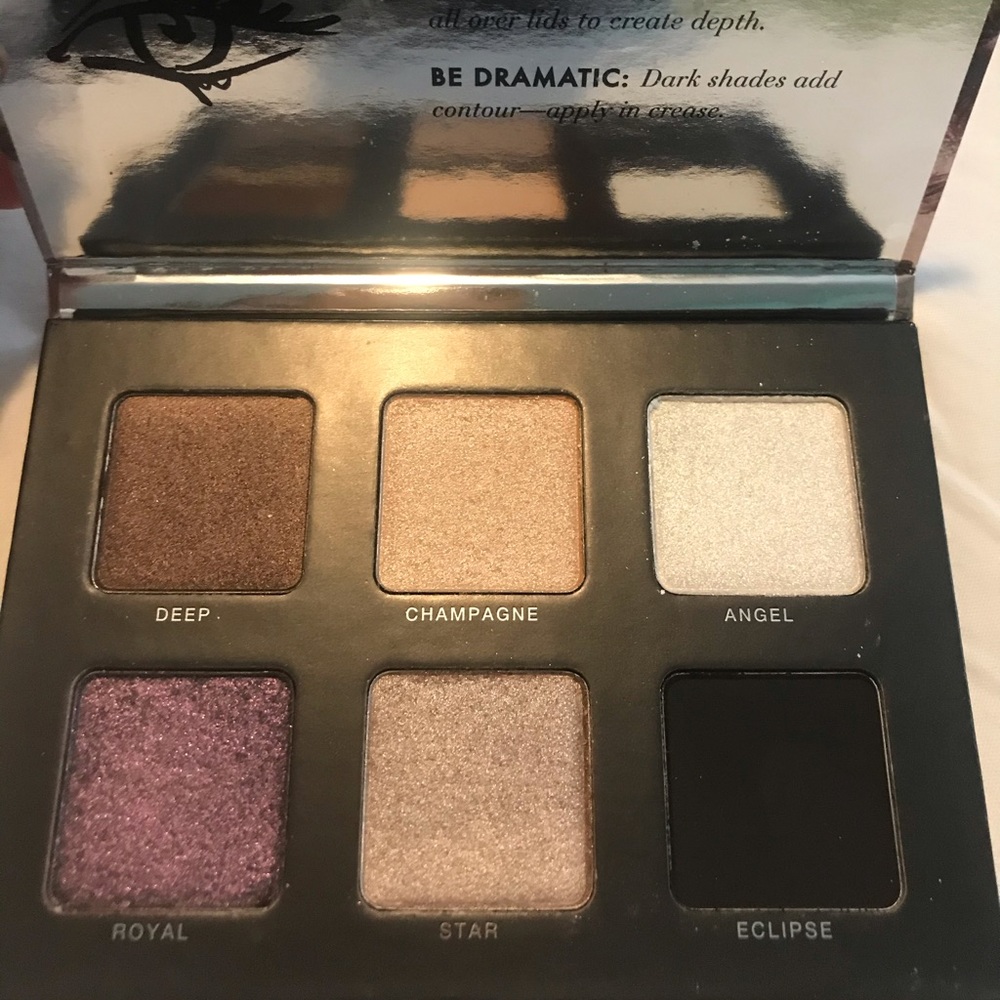 Eyeshadow - Picture 4 of 4